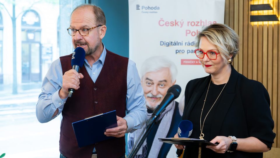 Kolotoč živě s Václavem Žmolíkem a Ivou Bendovou | foto: Khalil Baalbaki, Český rozhlas Kolotoč živě s Václavem Žmolíkem a Ivou Bendovou